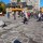 Arrojaron aguarrás y aceite para que no puedan pintarse pañuelos blancos de la plaza de Bariloche
